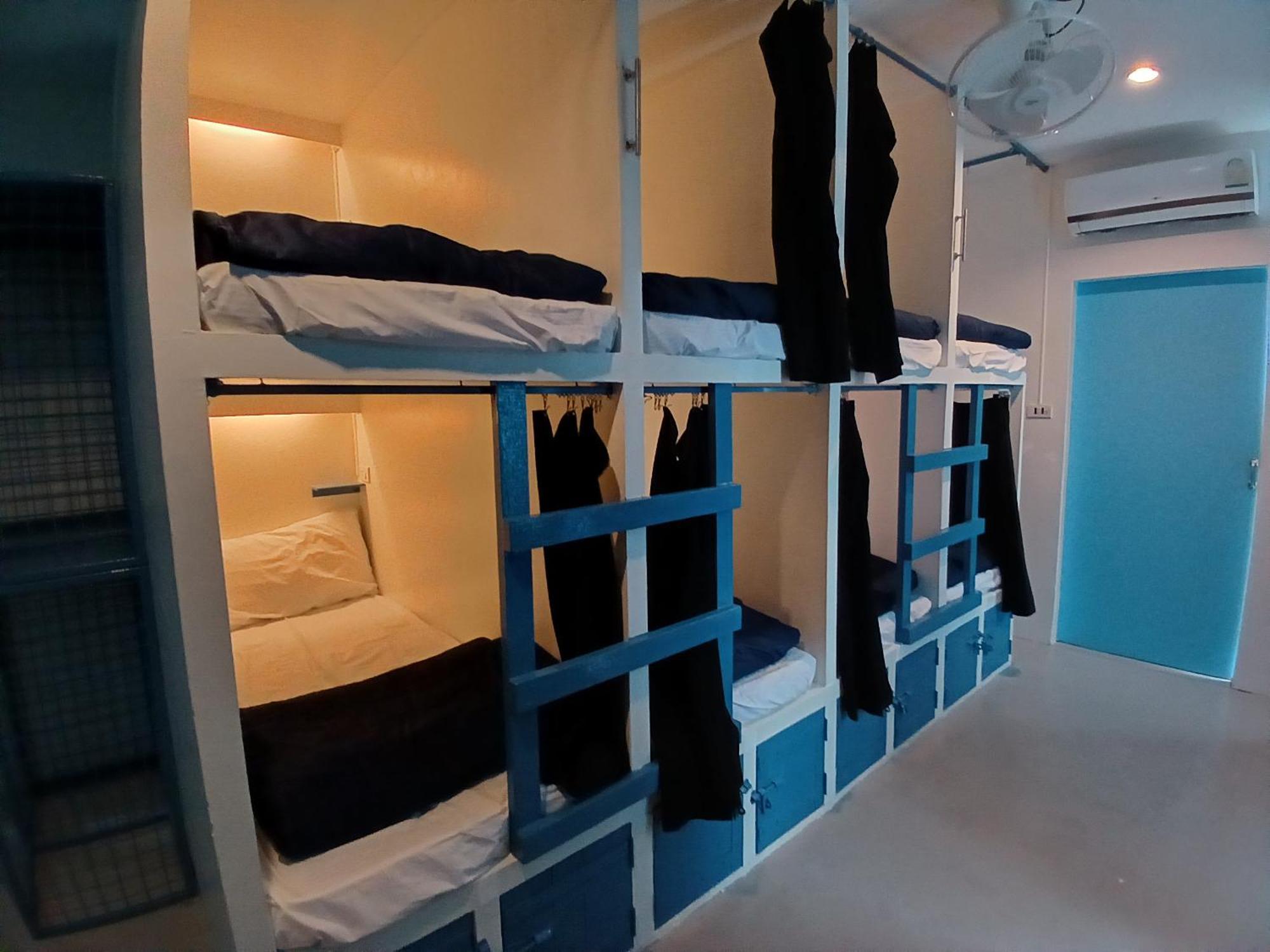 The Hangout Hostel Ao Nang Esterno foto